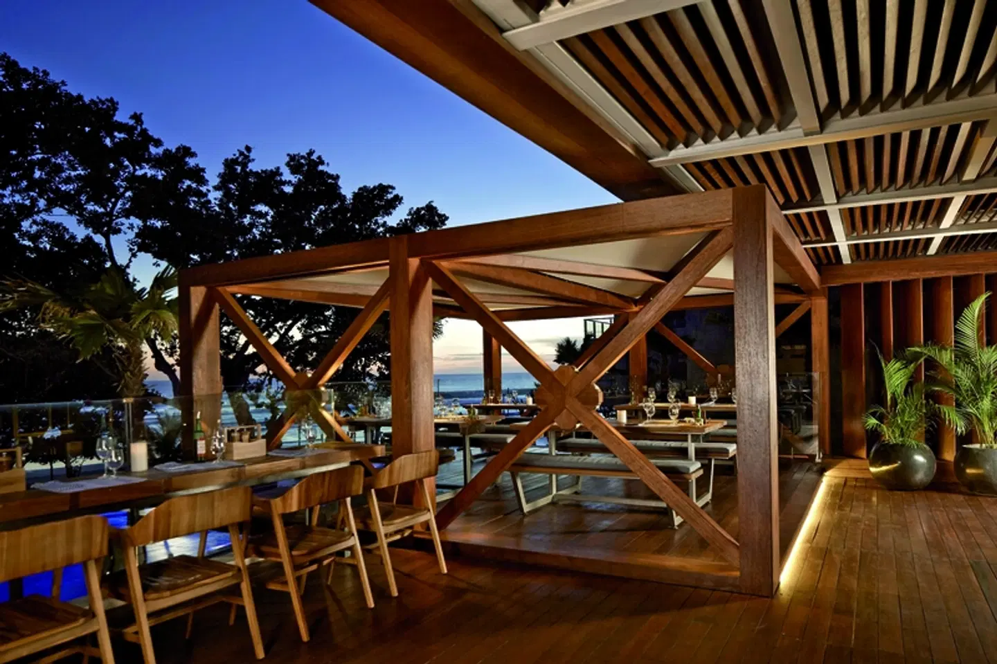 Double-Six Luxury Hotel Seminyak Terrasse