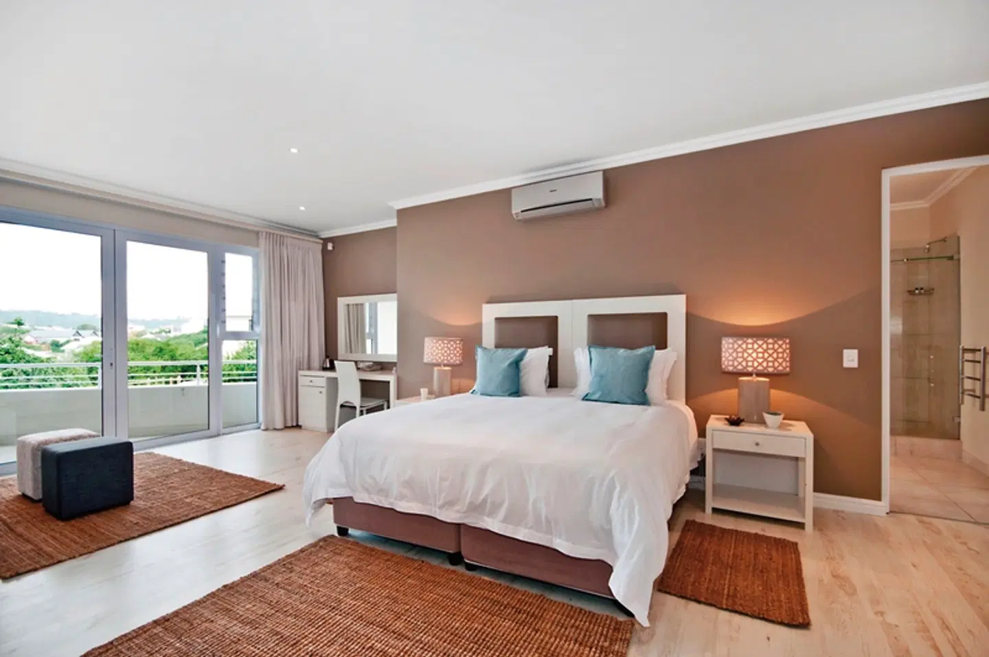 The Robberg Beach Lodge ROOM_EXAMPLE