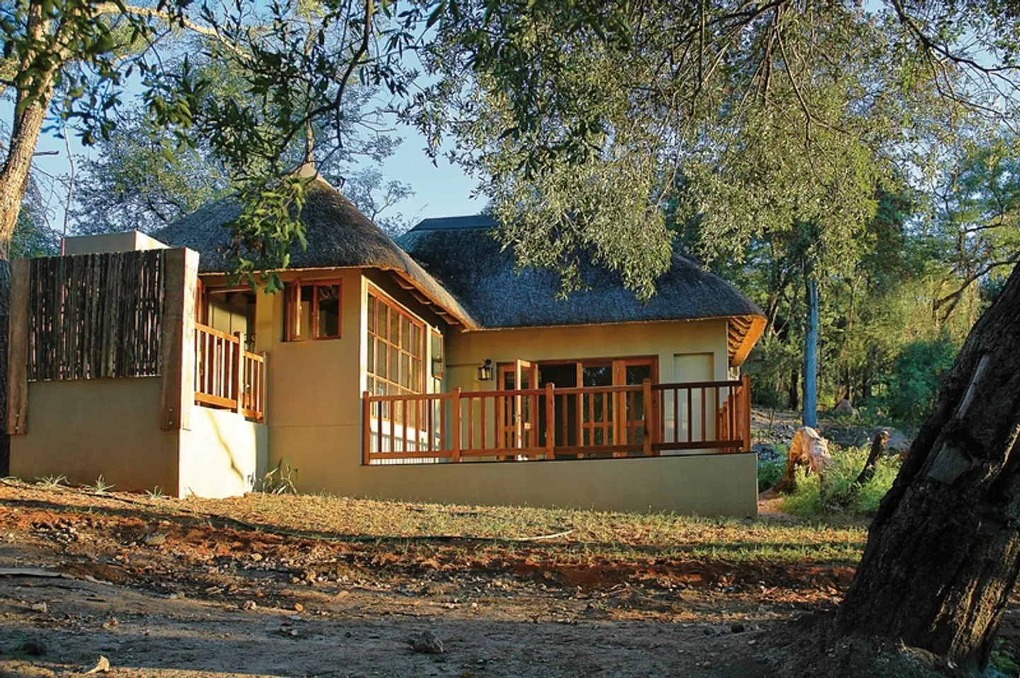 Divava Okavango Lodge & Spa EXTERIOR