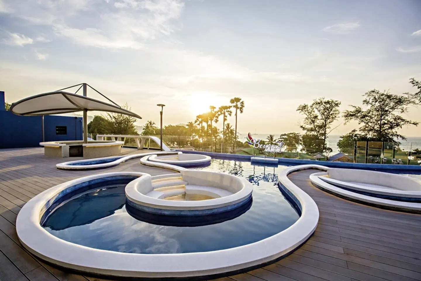 Beyond Patong OUTDOOR_POOL