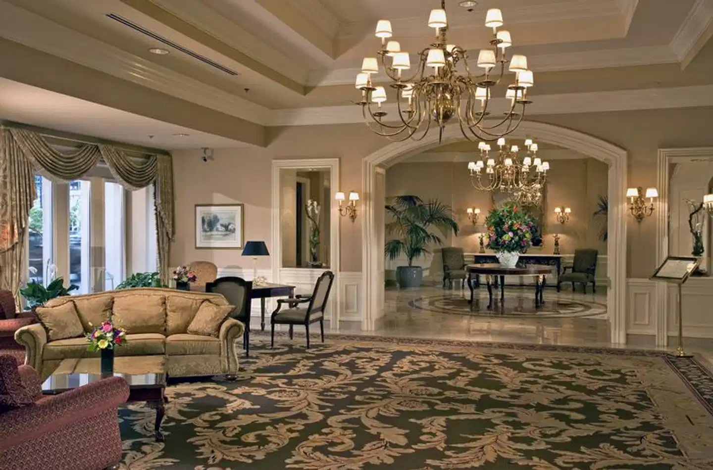 The Sutton Place Hotel Revelstoke Lobby