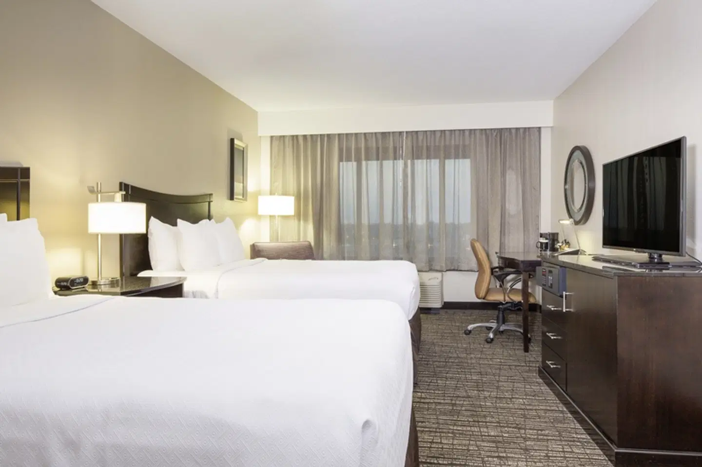 Crowne Plaza Memphis Downtown ROOM_EXAMPLE