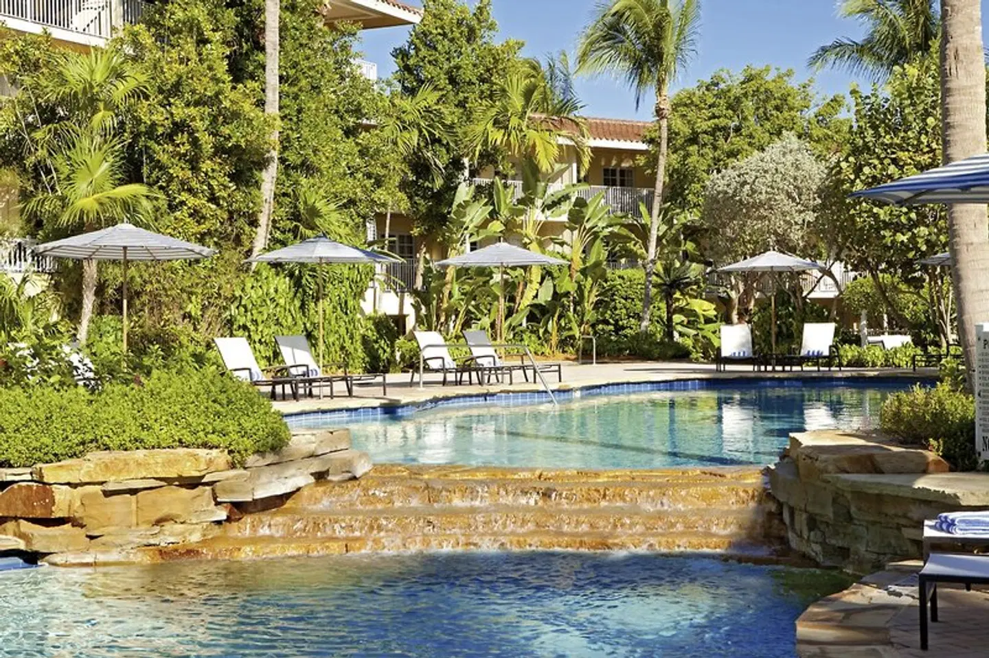 La Playa Beach Resort OUTDOOR_POOL