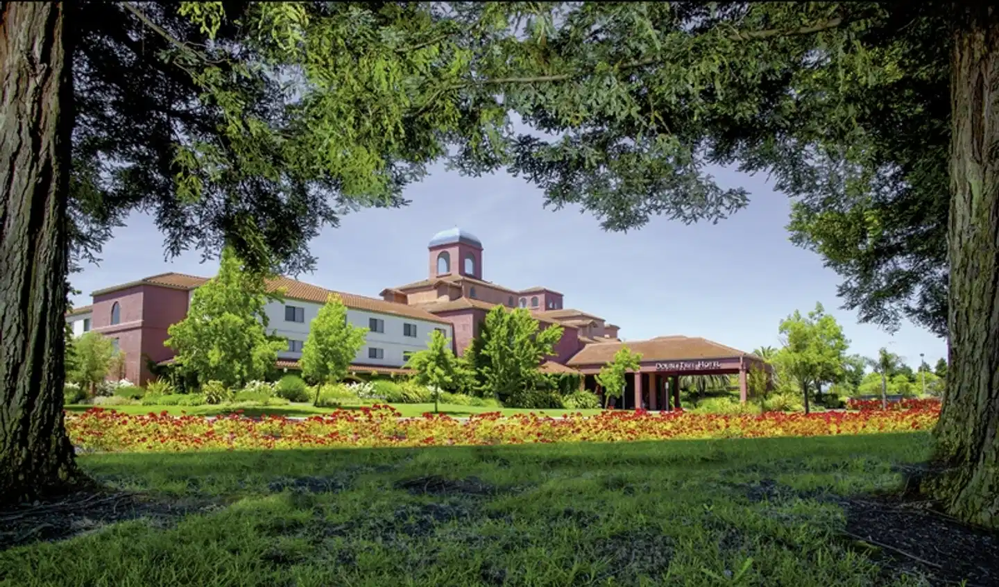 DoubleTree by Hilton Sonoma - Wine Country Aussenansicht
