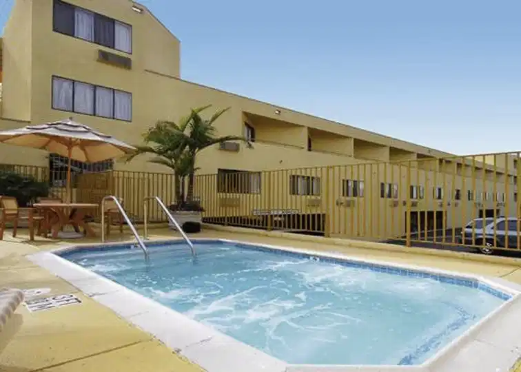Quality Inn & Suites Hermosa Beach – Hotelfoto