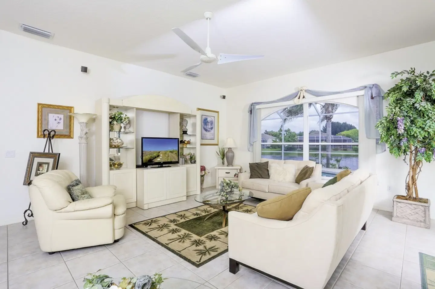 Gulfcoast Holiday Homes Sarasota Bradenton ROOM_EXAMPLE