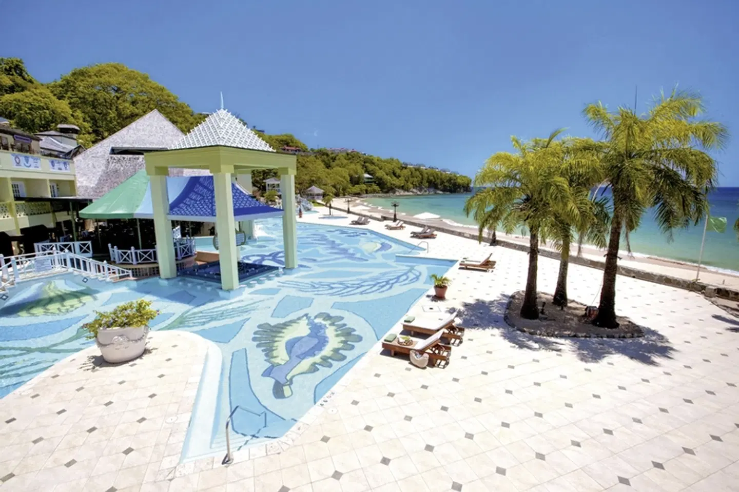 Sandals Regency La Toc Golf Resort & Spa Strand