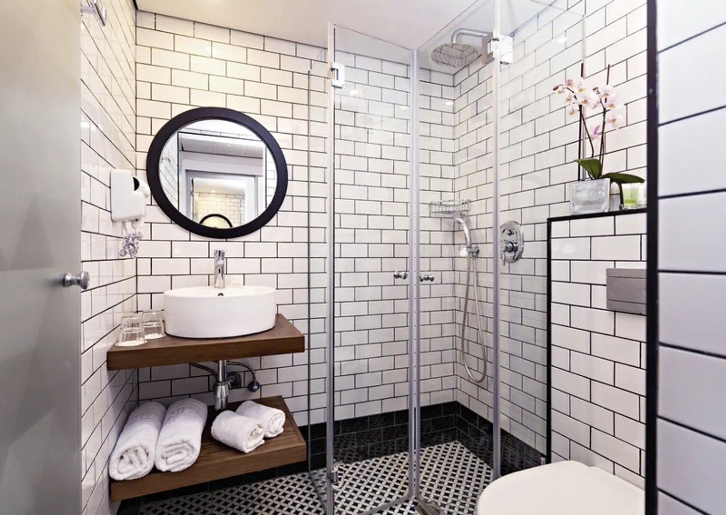 Prima Tel Aviv MODEL_IMPRESSION