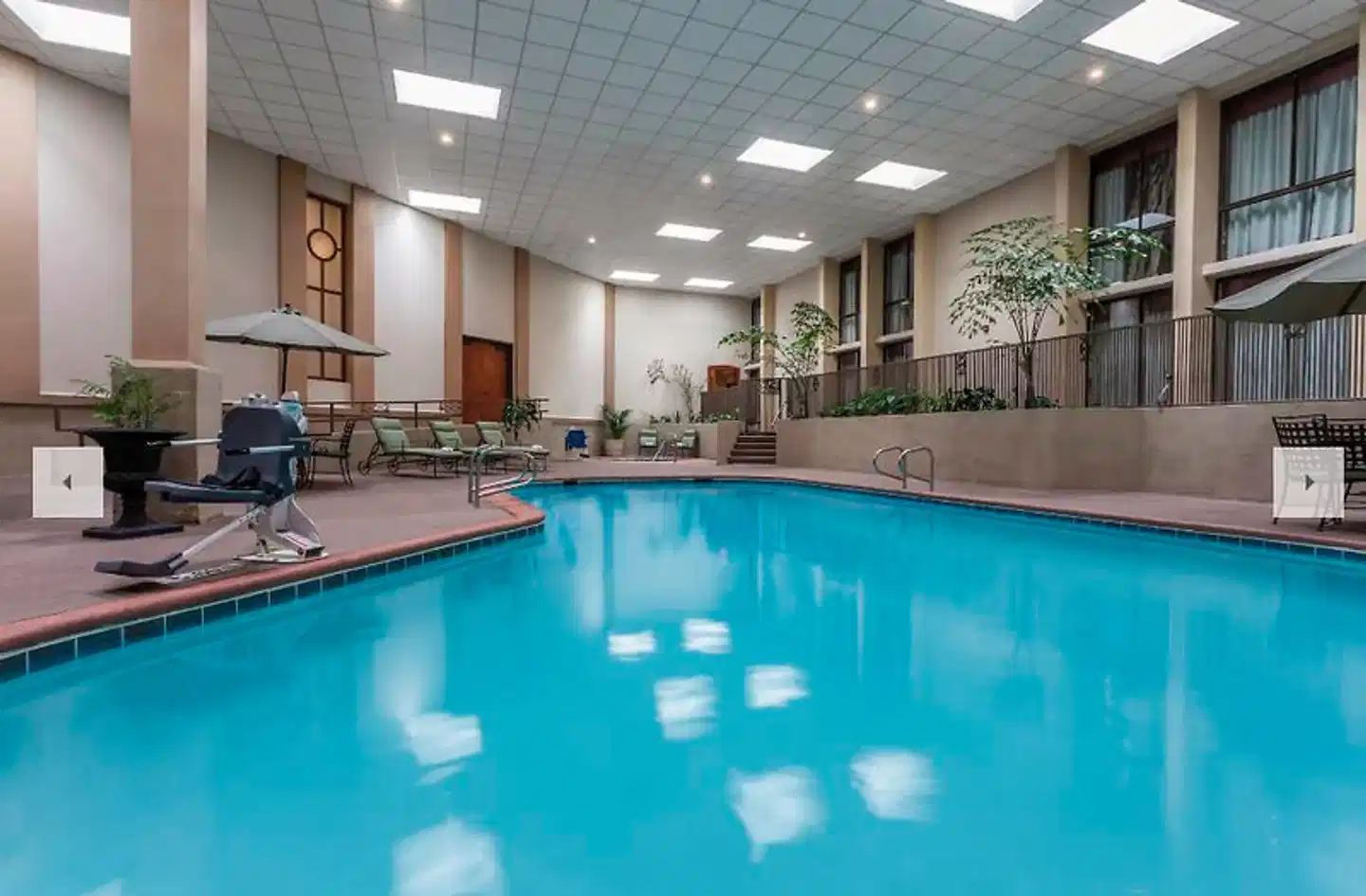 Wyndham Visalia Hallenbad