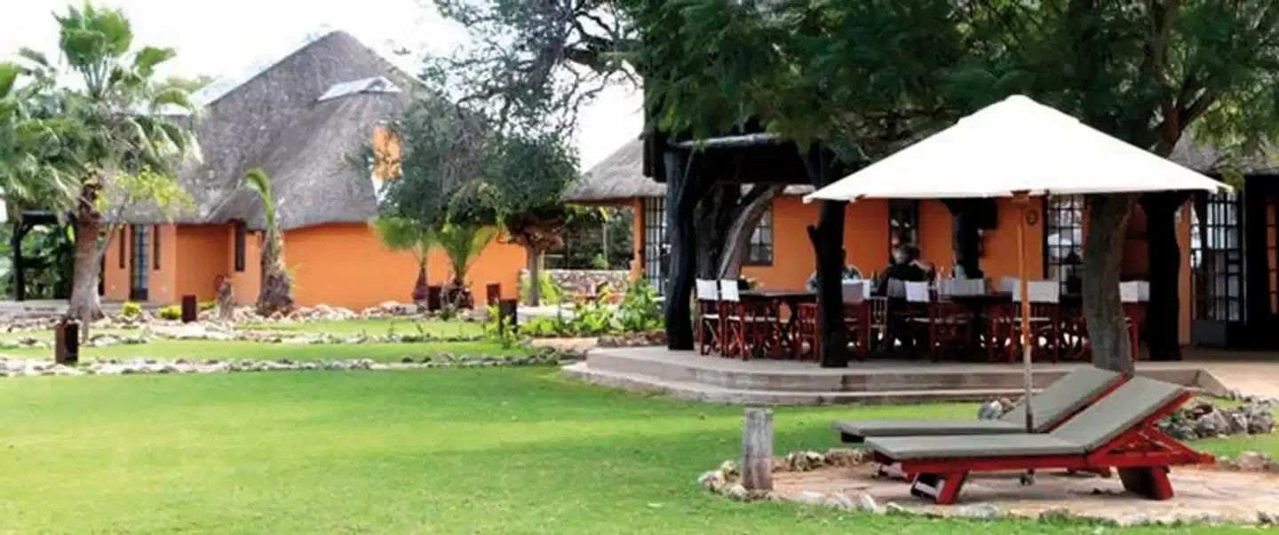 Kambaku Safari Lodge Garten