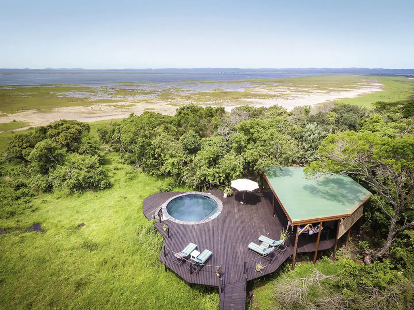 Makakatana Bay Lodge EXTERIOR