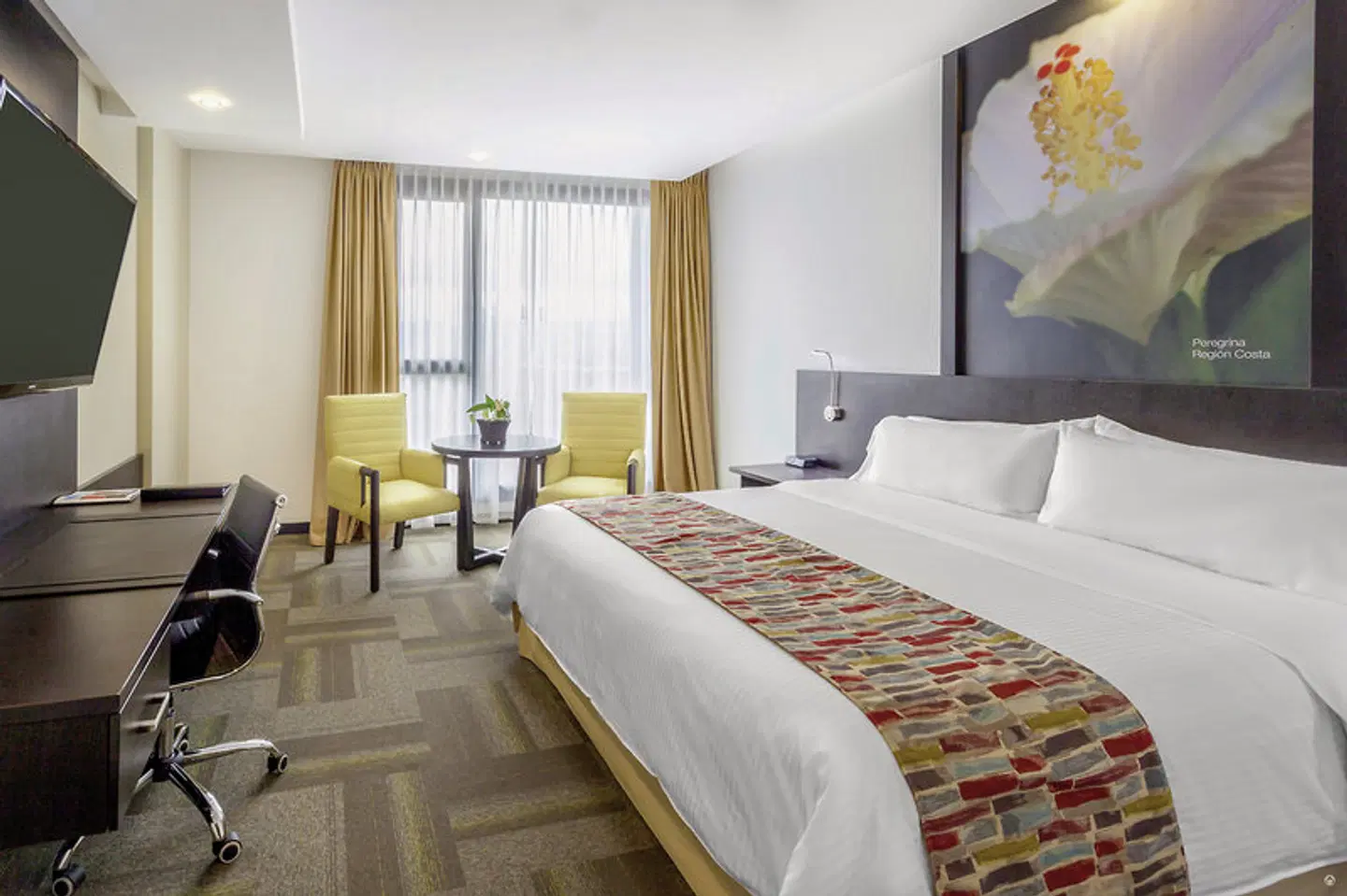 Wyndham Quito Airport ROOM_EXAMPLE