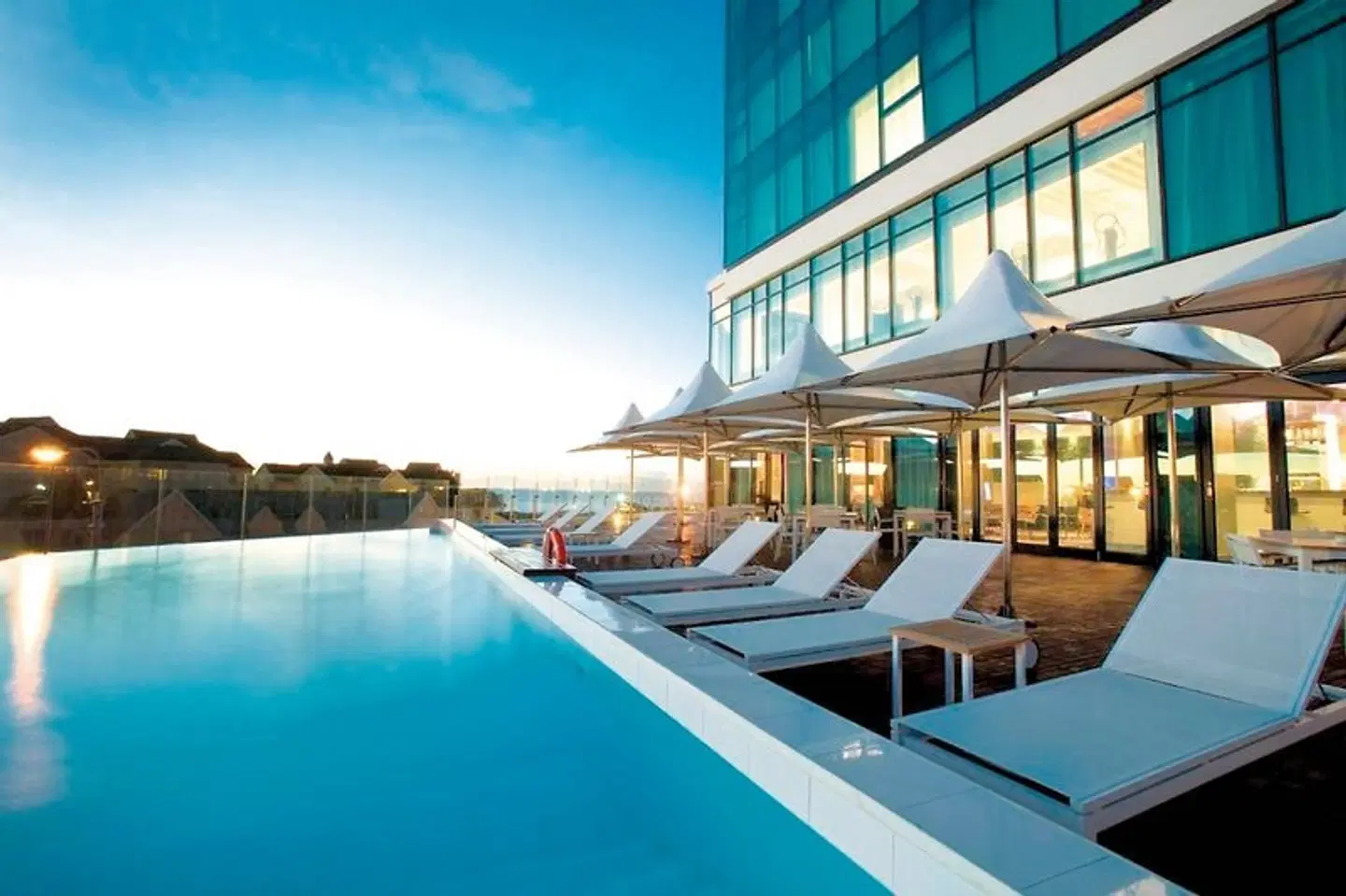 Radisson Blu Hotel Port Elizabeth OUTDOOR_POOL