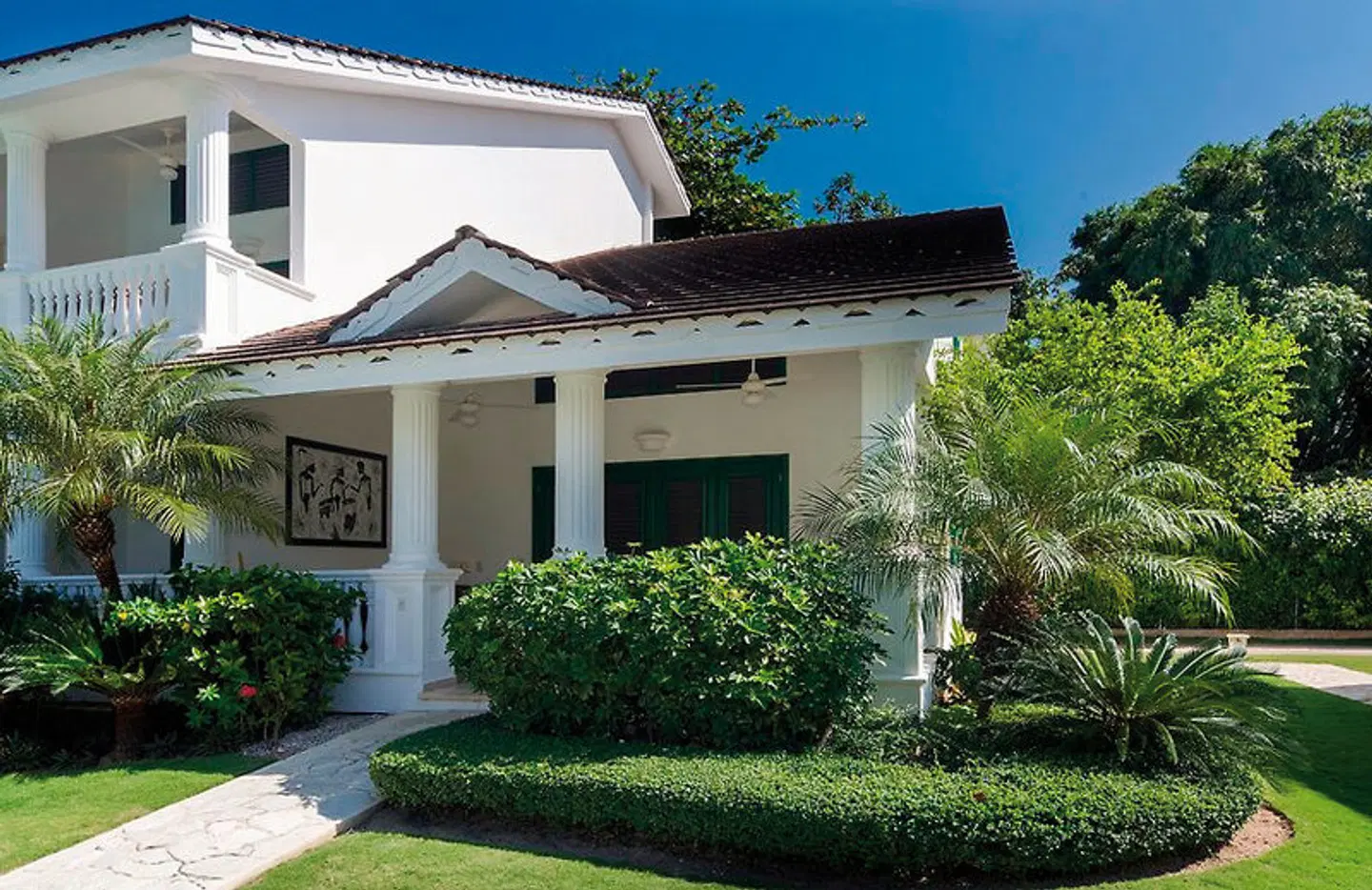 Albachiara Beachfront Hotel EXTERIOR