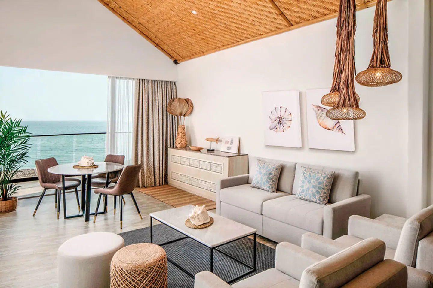 Anantara World Islands Dubai Resort LOUNGE_LOBBY