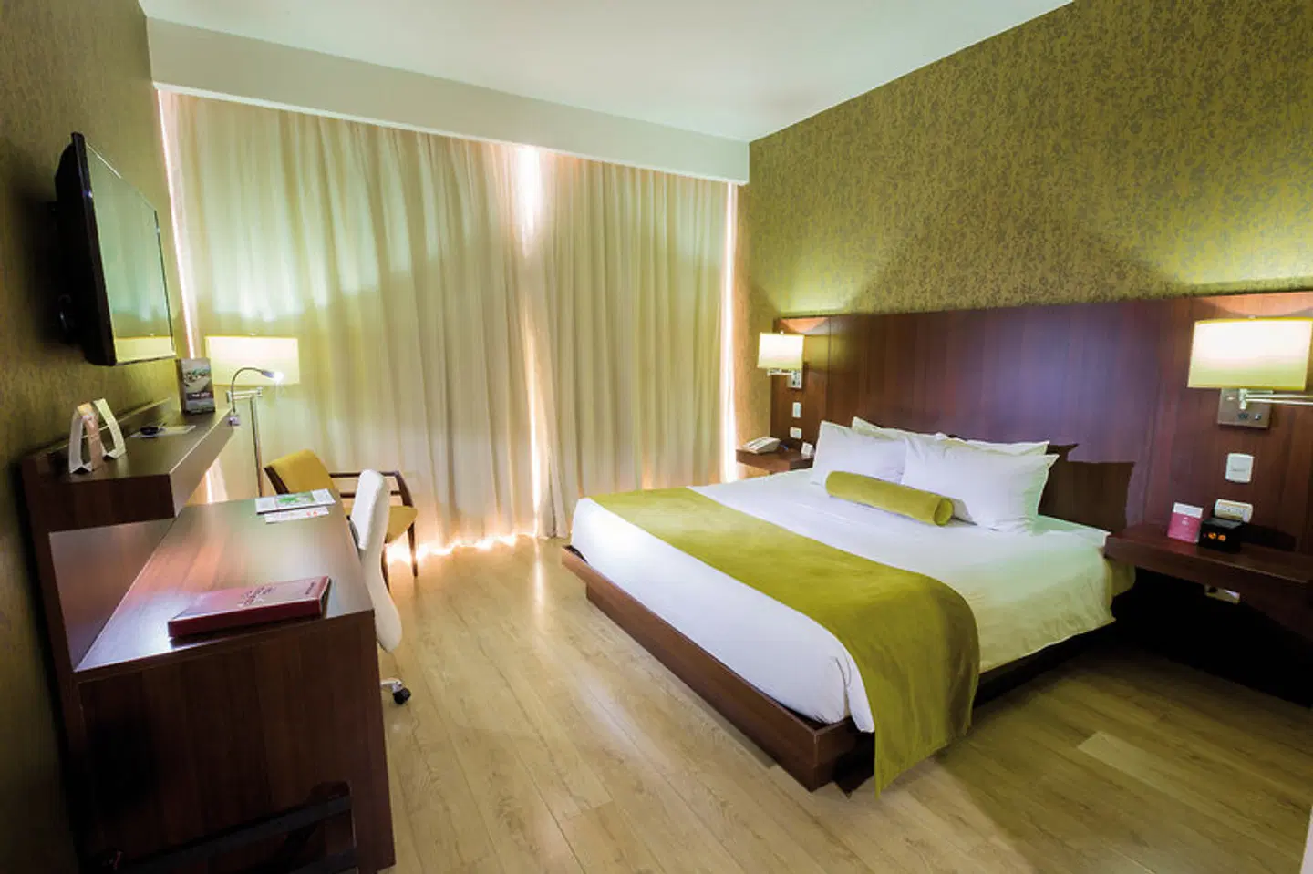 Best Western Plus Panama Zen Hotel ROOM_EXAMPLE