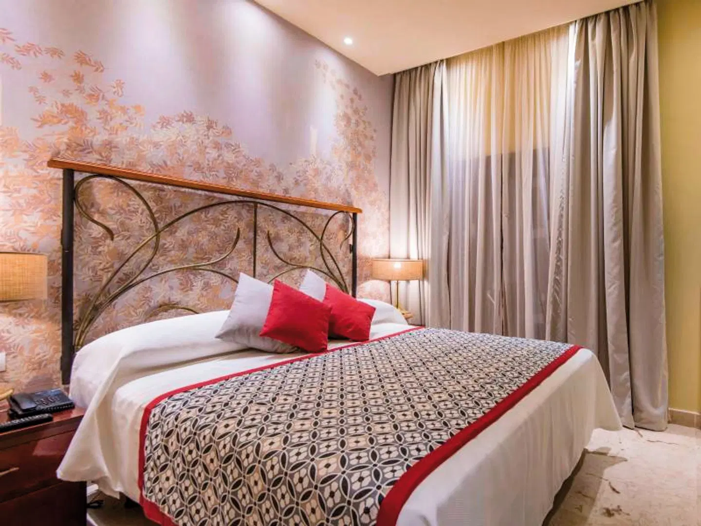 Palacio Cueto ROOM_EXAMPLE