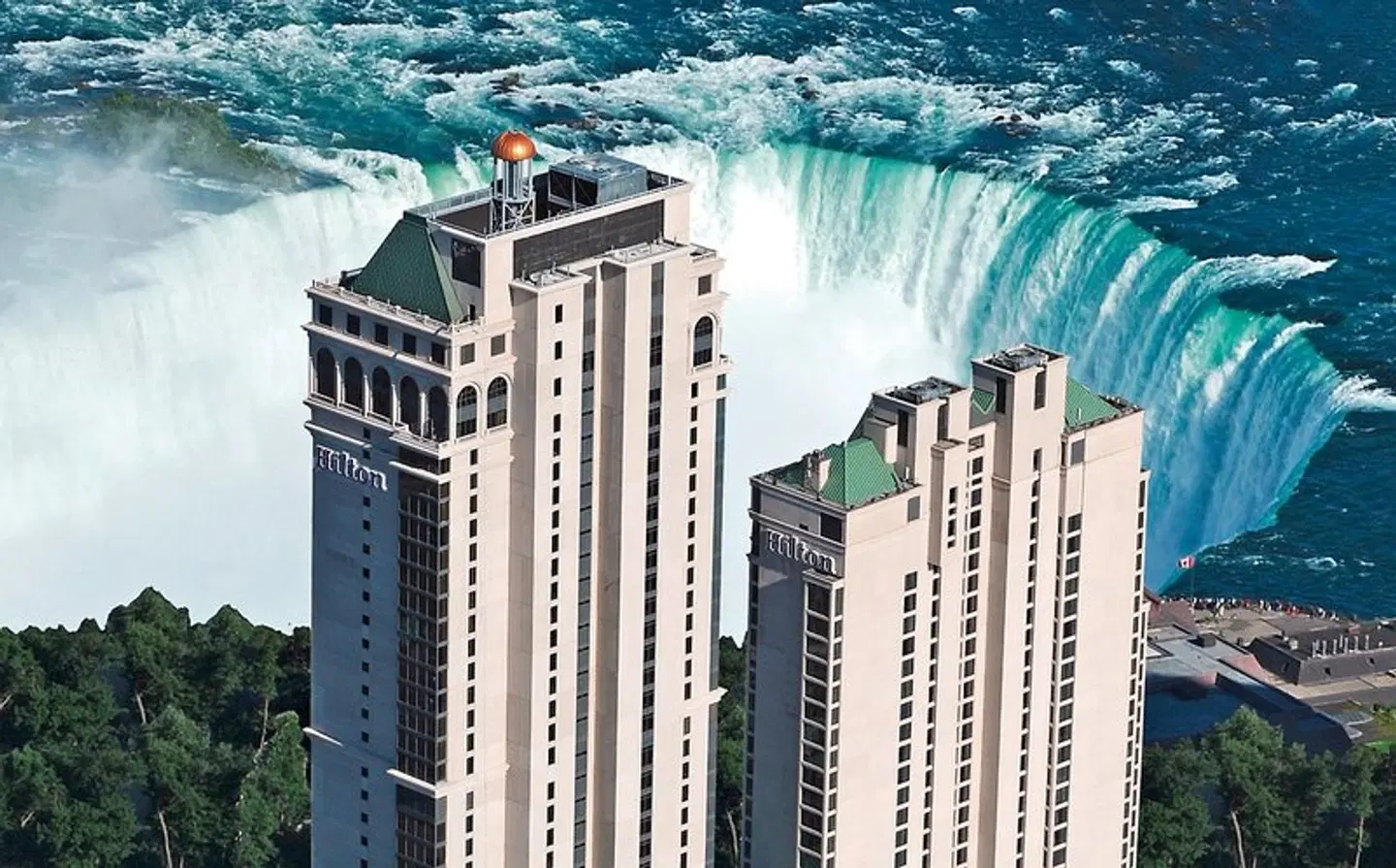 Hilton Niagara Falls Fallsview Hotel & Suites EXTERIOR
