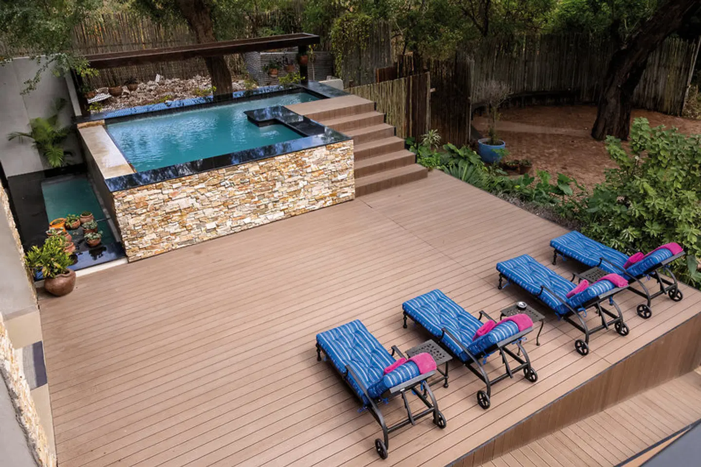 Chobe River Lodge OUTDOOR_POOL