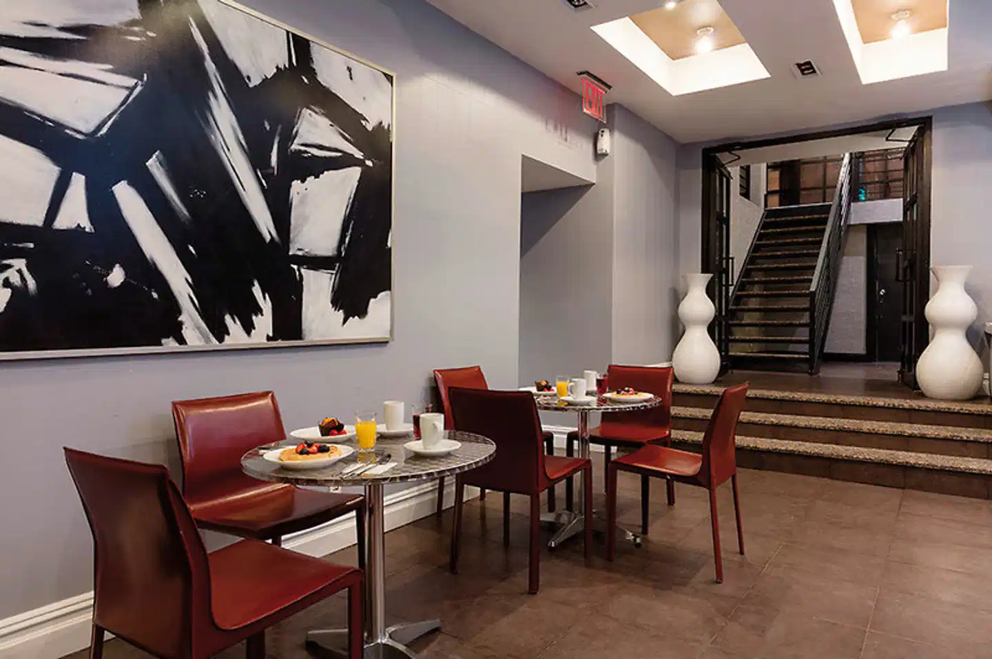Square Hotel Restaurant