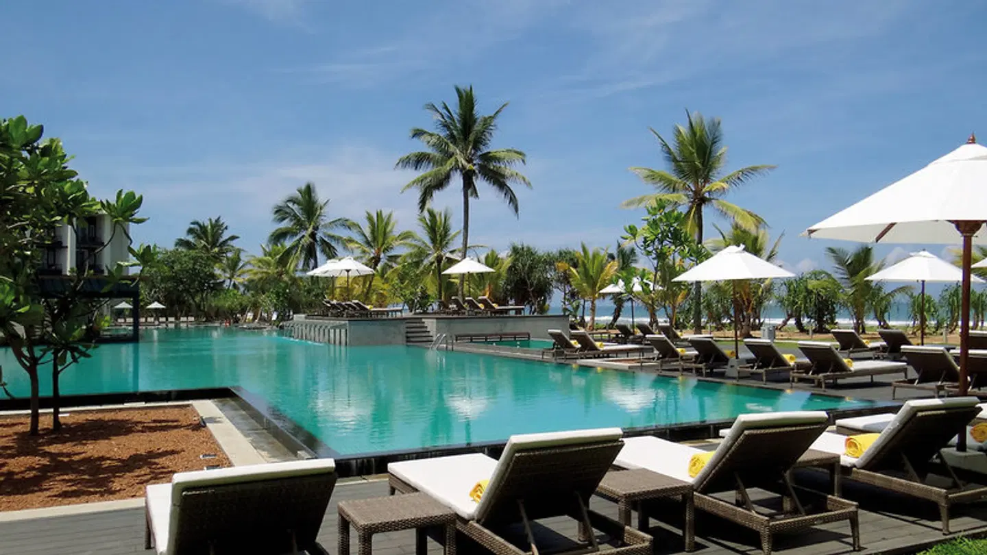 NH Bentota Ceysands Resort OUTDOOR_POOL