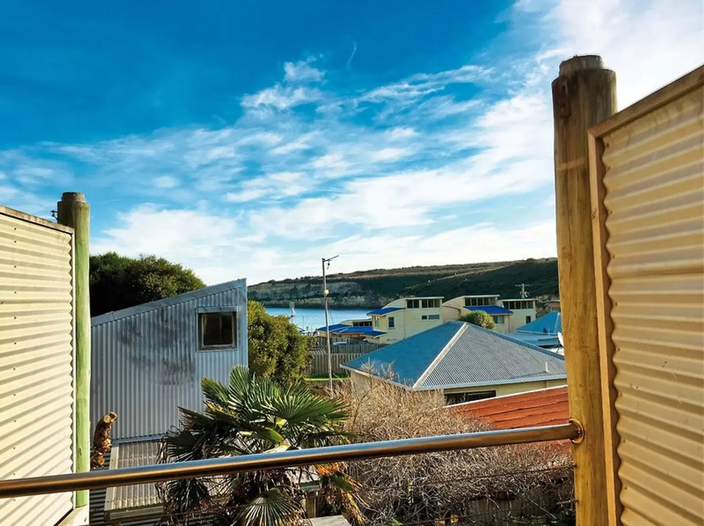 Waves Port Campbell EXTERIOR