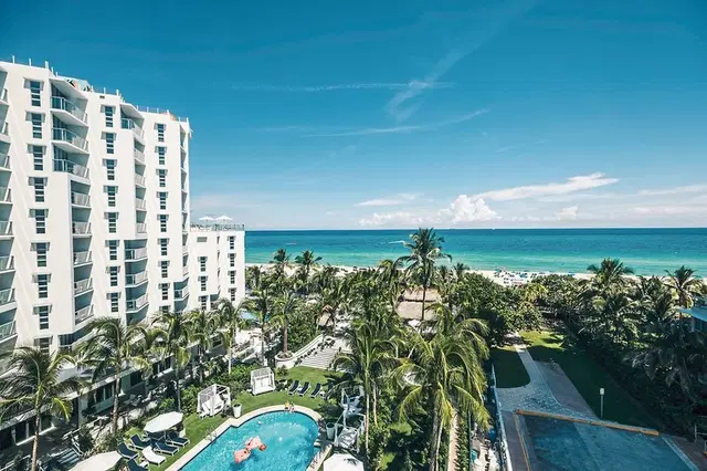 Cadillac Hotel & Beach Club EXTERIOR