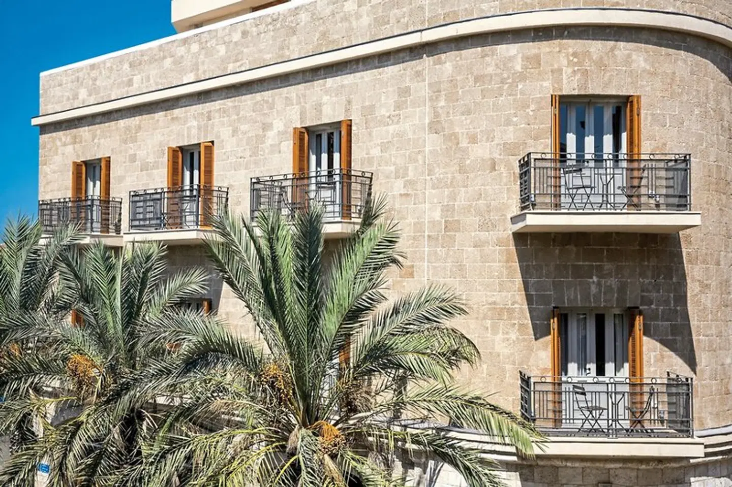 Market House Jaffa Bar