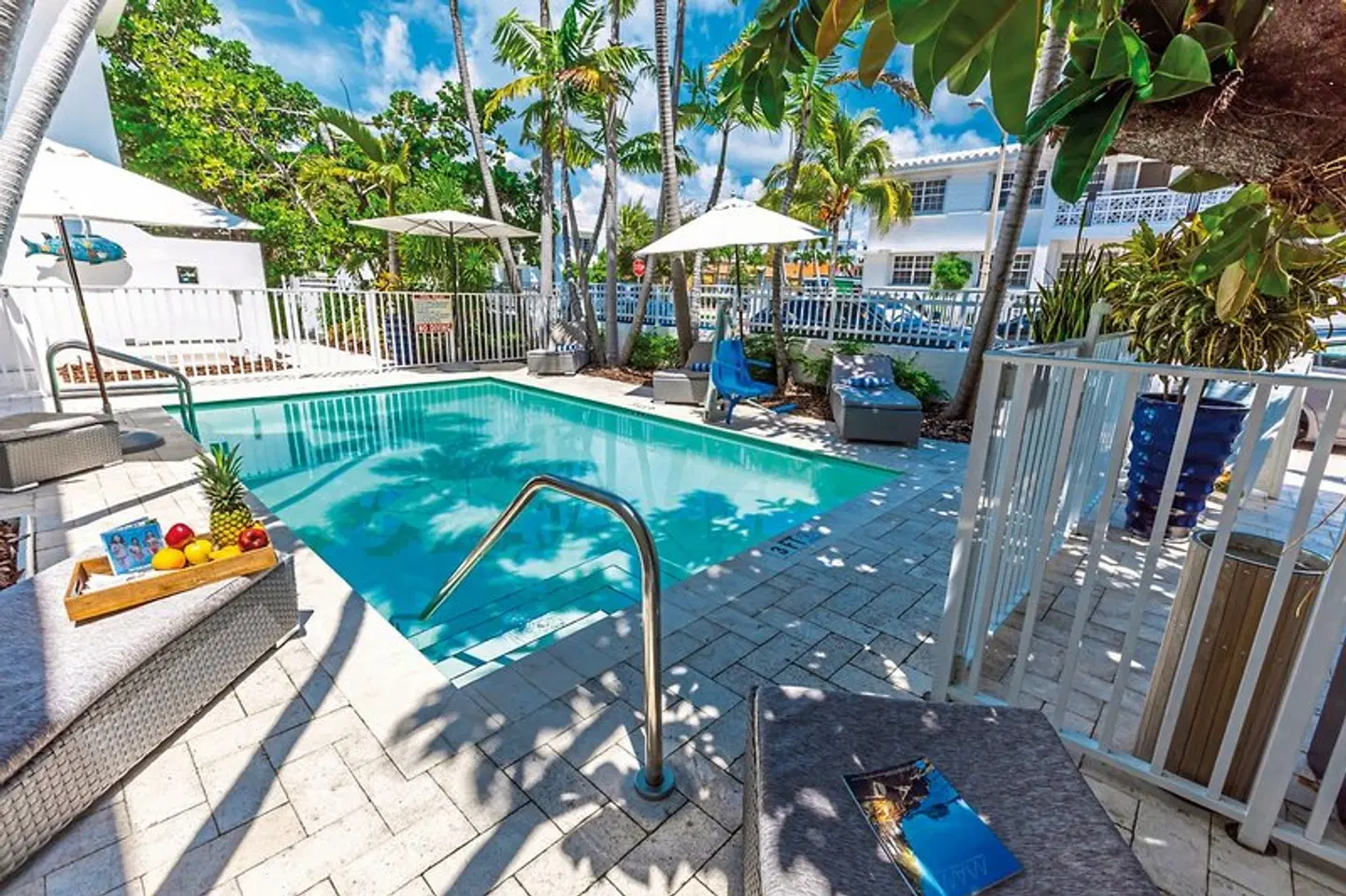 Seaside All Suites Hotel OUTDOOR_POOL
