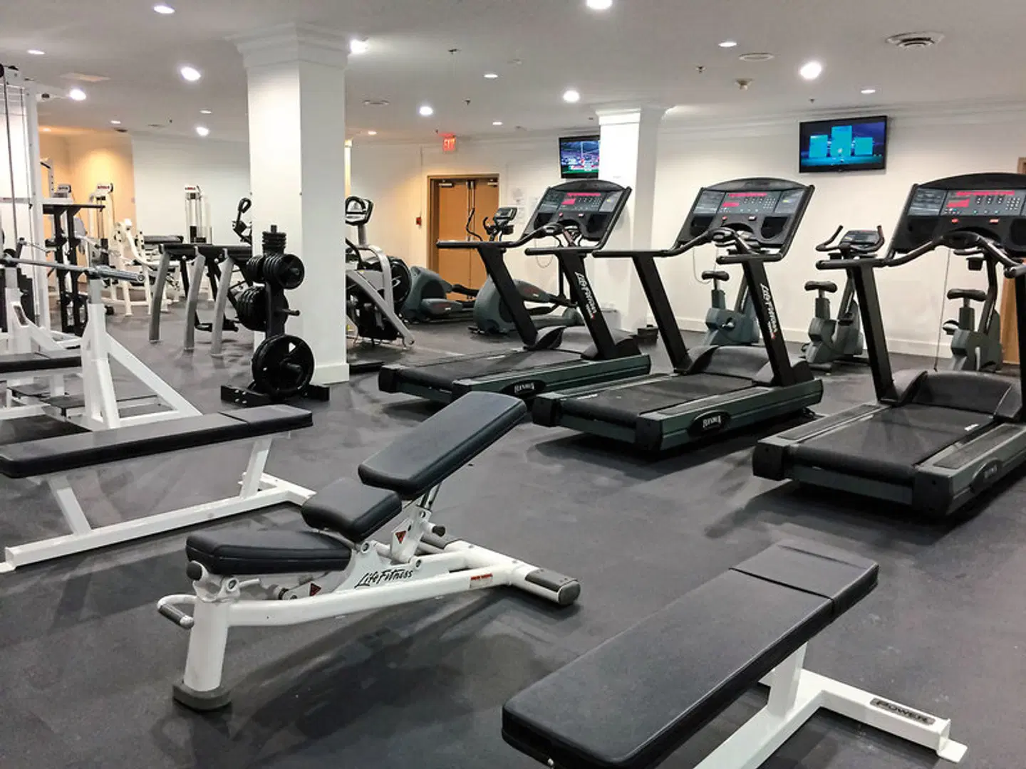 Century Plaza Hotel & Spa SPORTS_AND_LEISURE