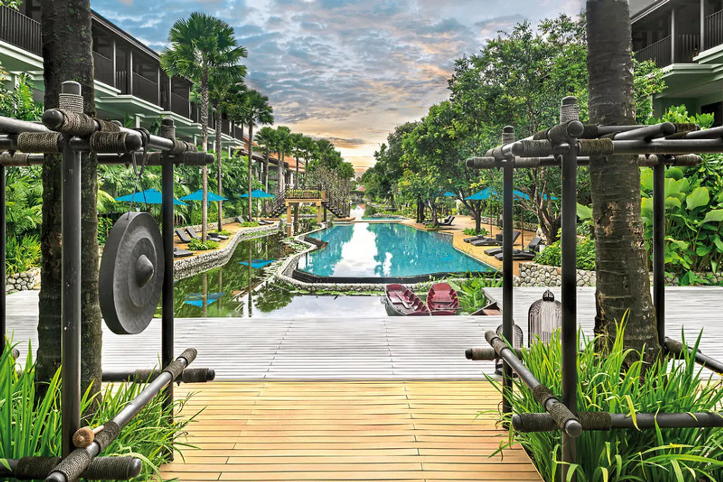 Grand Mercure Khao Lak Bangsak EXTERIOR