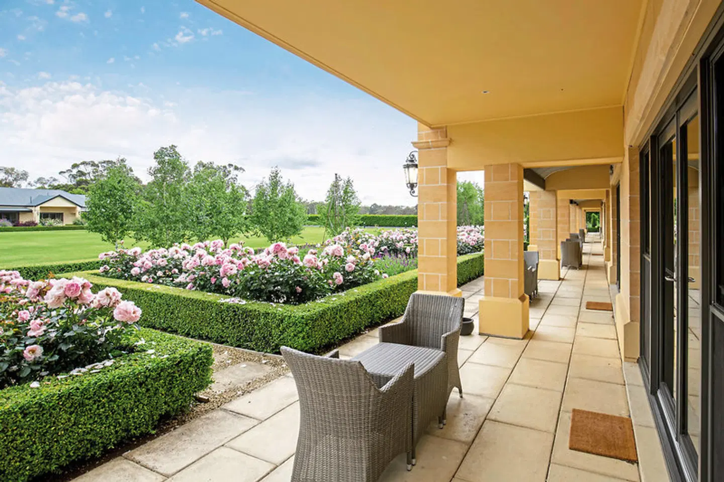 The Barn Terrasse