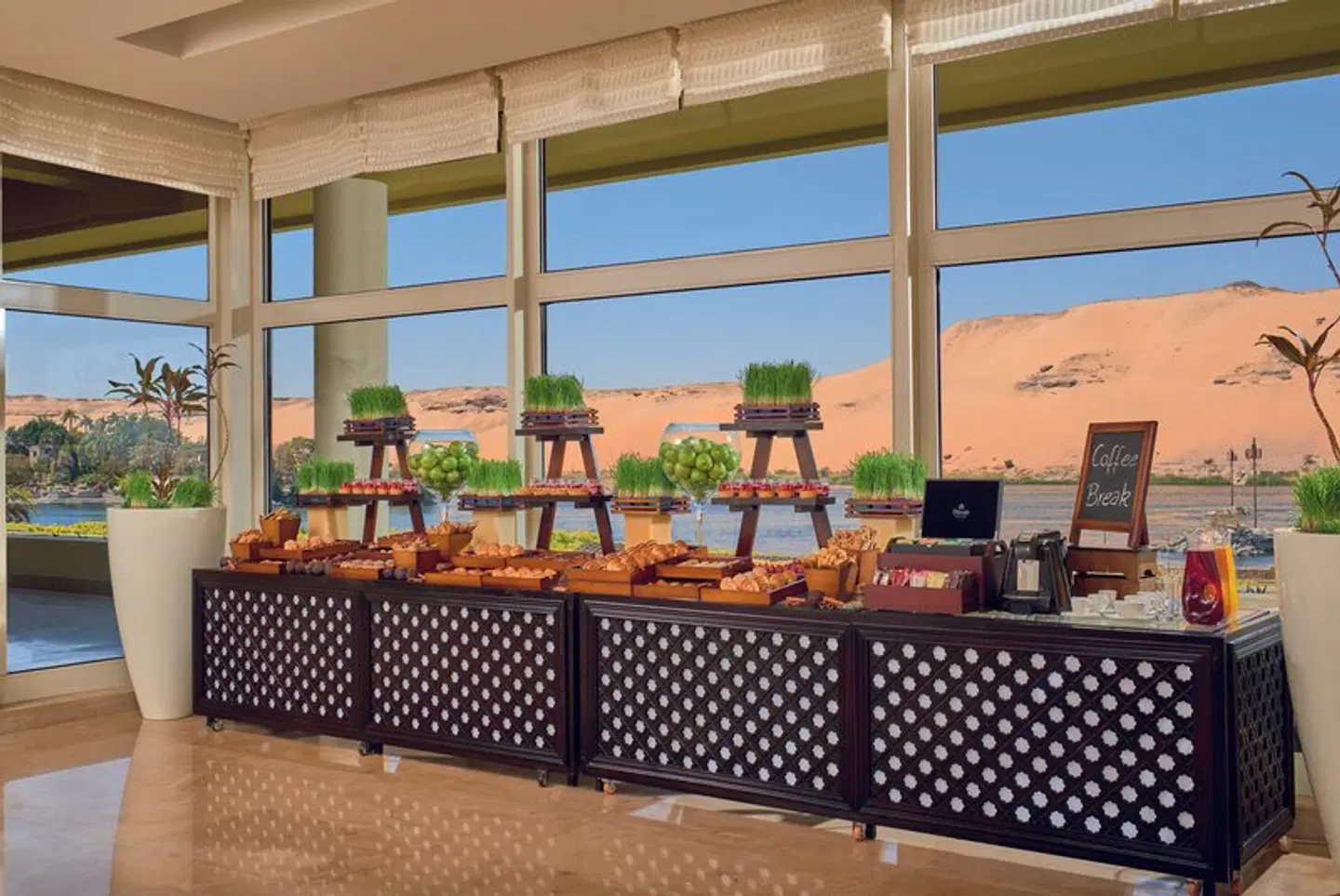 Mövenpick Resort Aswan Terrasse