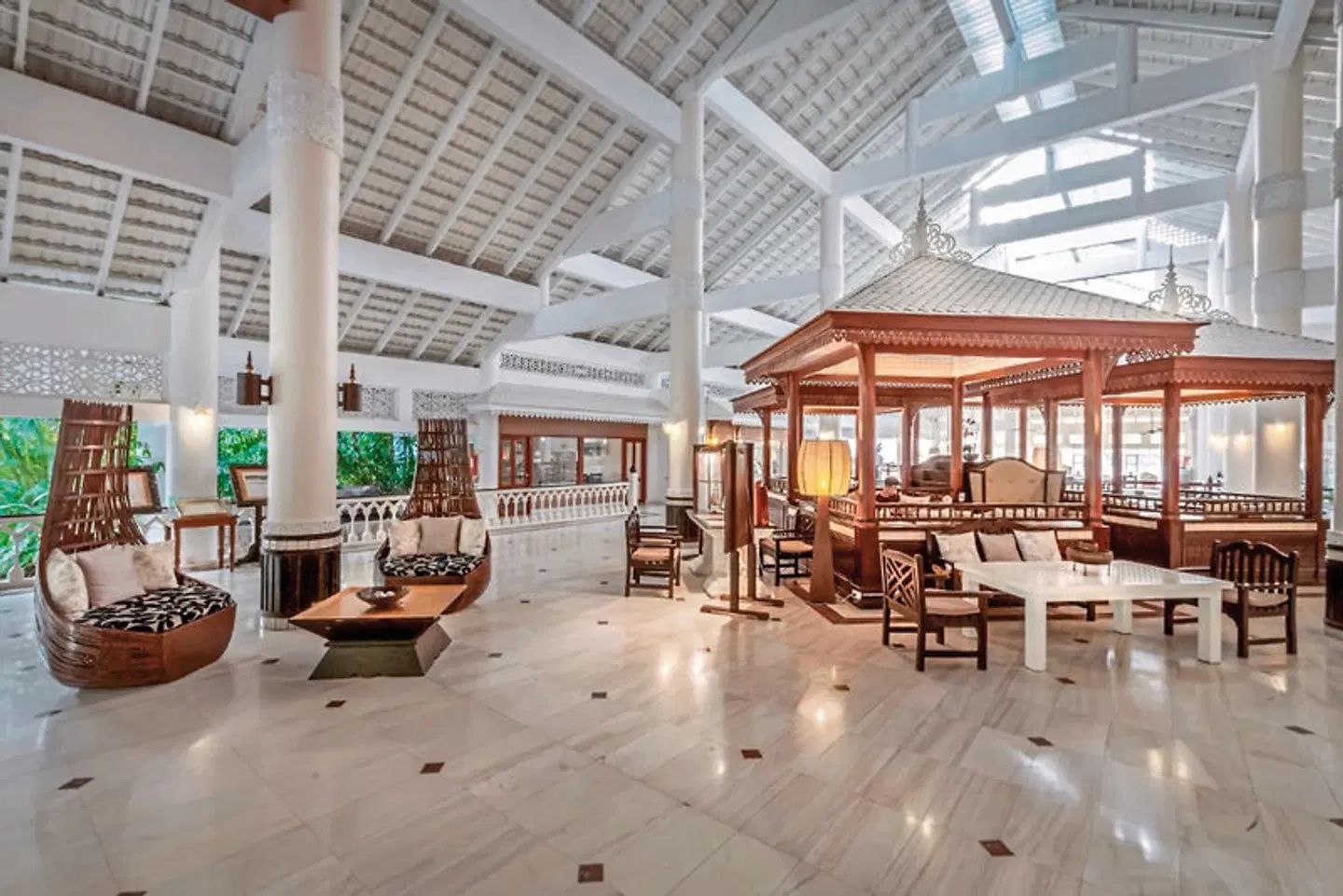 Thavorn Palm Beach LOUNGE_LOBBY