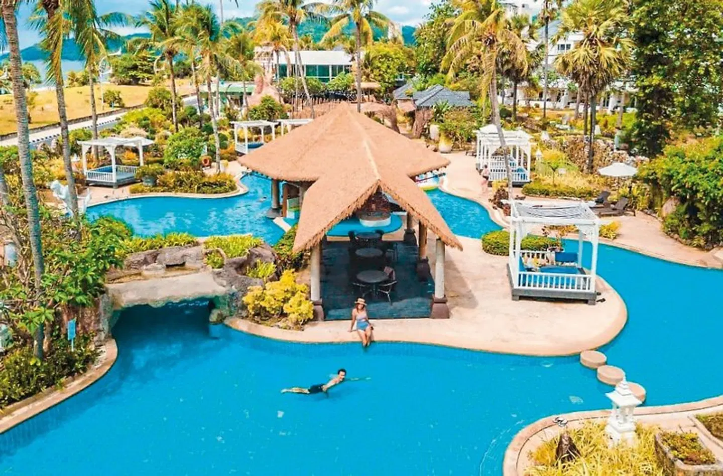 Thavorn Palm Beach OUTDOOR_POOL