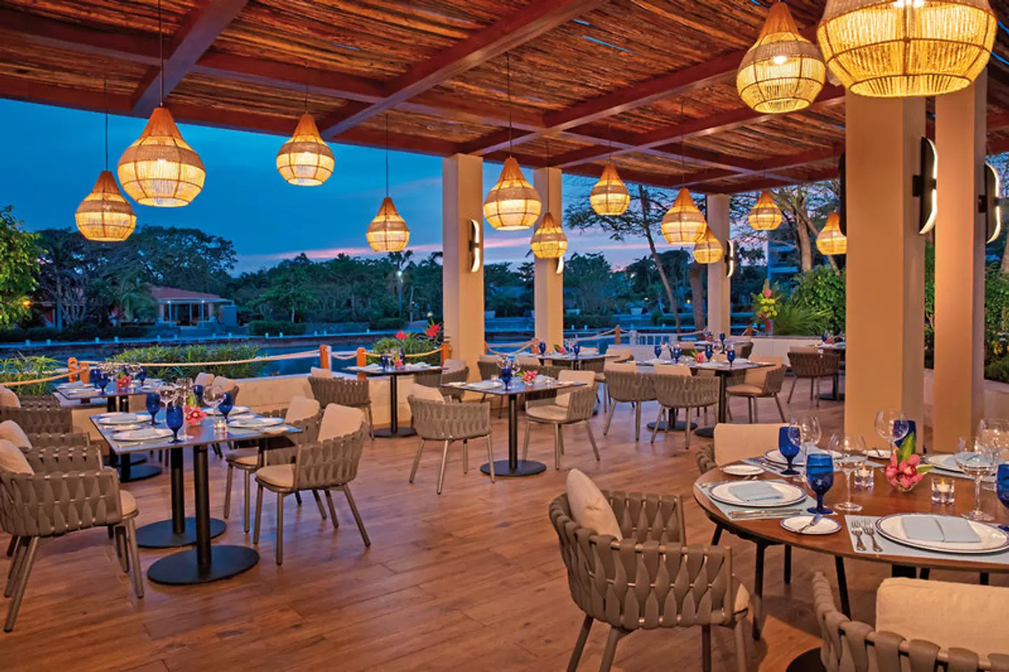 Dreams Aventuras Riviera Maya Restaurant
