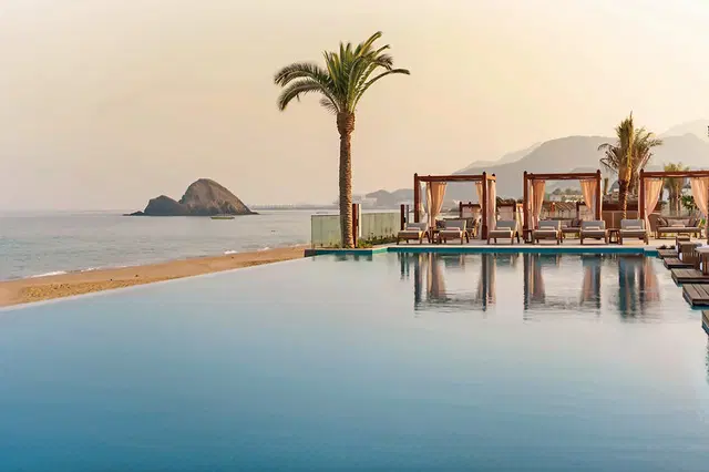Naäma Beach Villas & Spa OUTDOOR_POOL