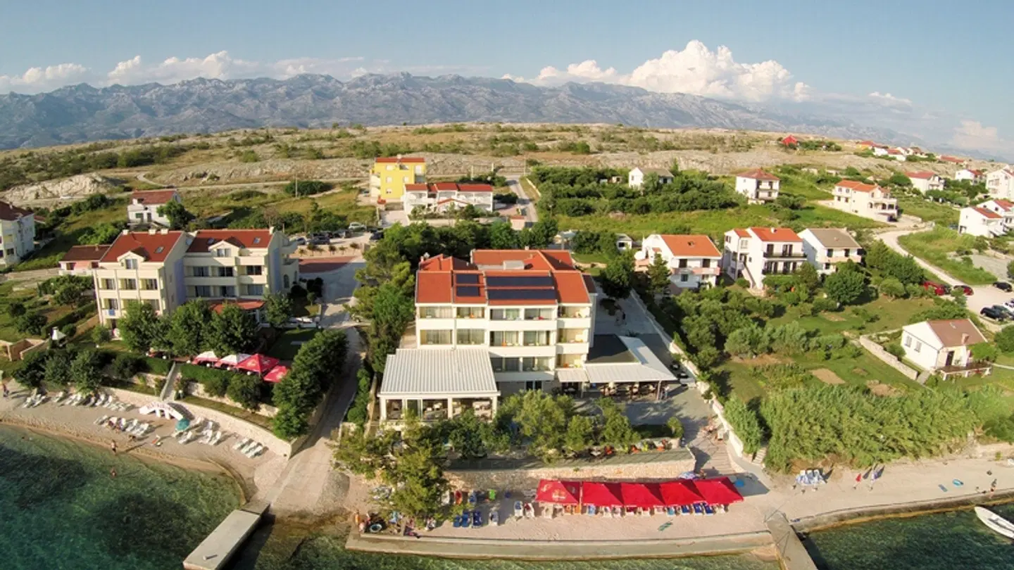 Hotel Vila 4M EXTERIOR