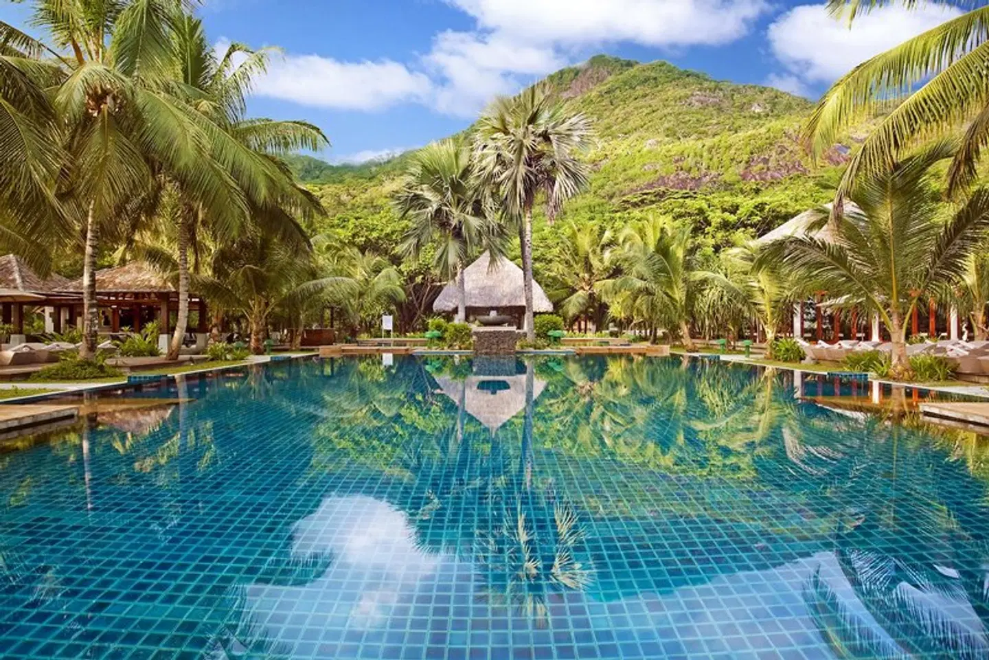 NIVA Labriz Seychelles OUTDOOR_POOL
