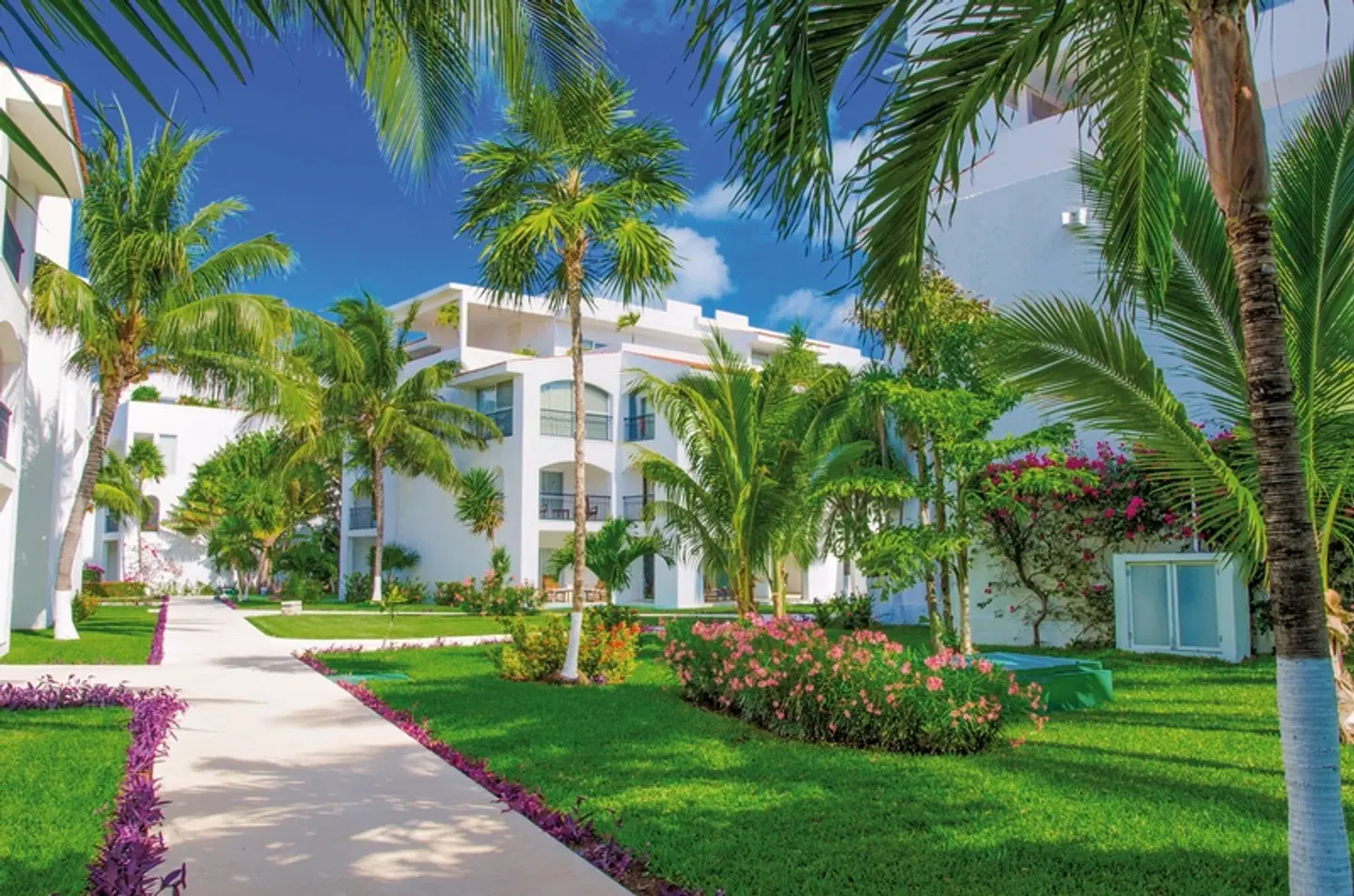 Beachscape Kin Ha Villas & Suites Garten