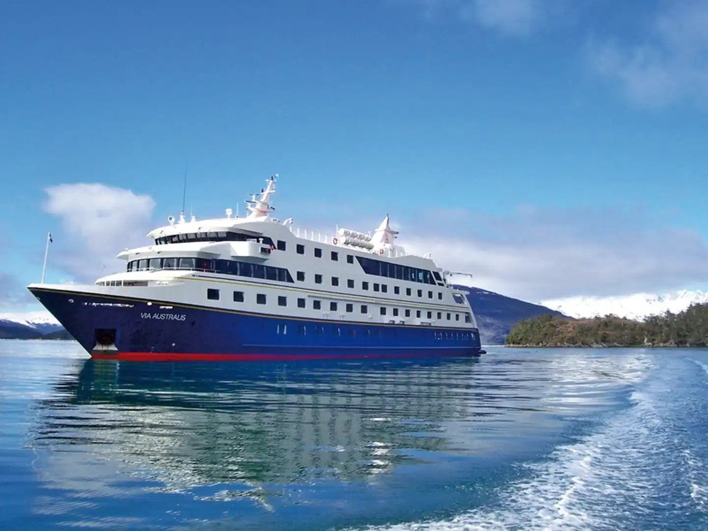Traumlandschaften am Ende der Welt: Stella Australis ab Punta Arenas Aussenansicht