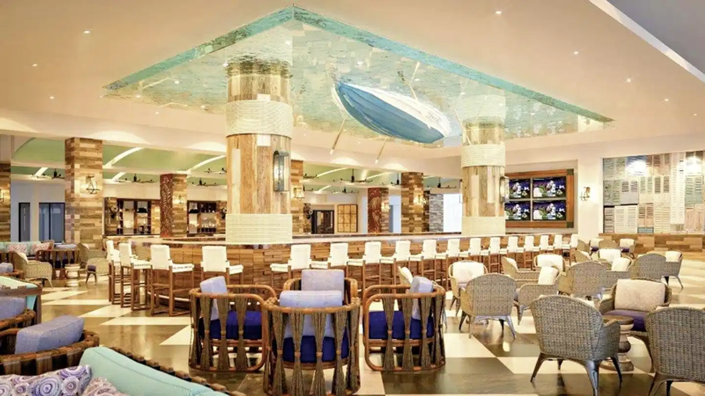 Suncape Cancun BAR