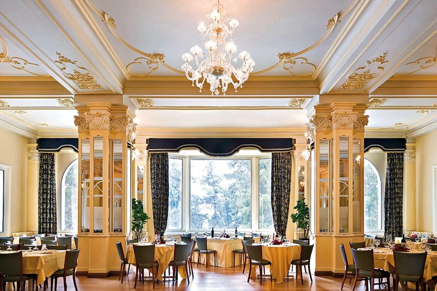 Reine Victoria by Laudinella Restaurant