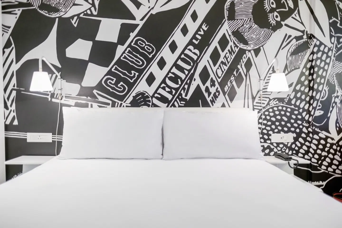 Radisson Red V&A Waterfront LOUNGE_LOBBY