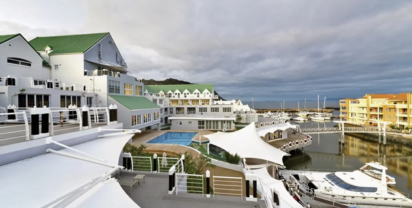 Krystal Beach Hotel EXTERIOR