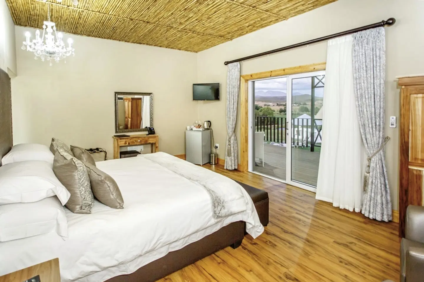 Surval Boutique Olive Estate ROOM_EXAMPLE