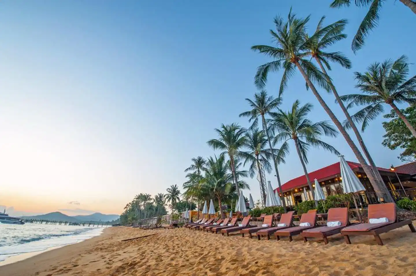 Pinnacle Samui Resort Strand