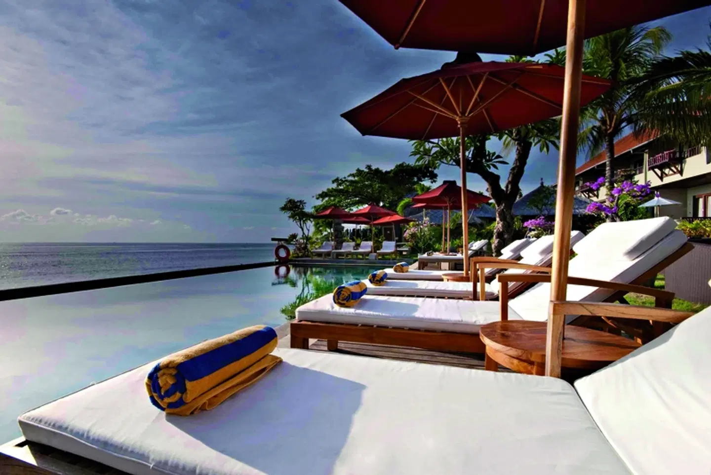 Tauch Terminal Resort Tulamben & Spa Terrasse