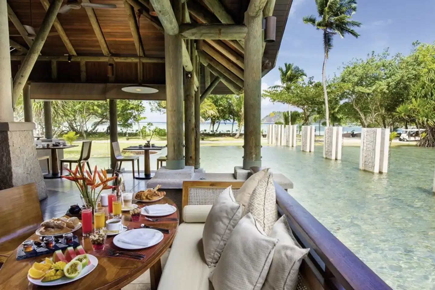 Constance Ephelia Resort TERRACE