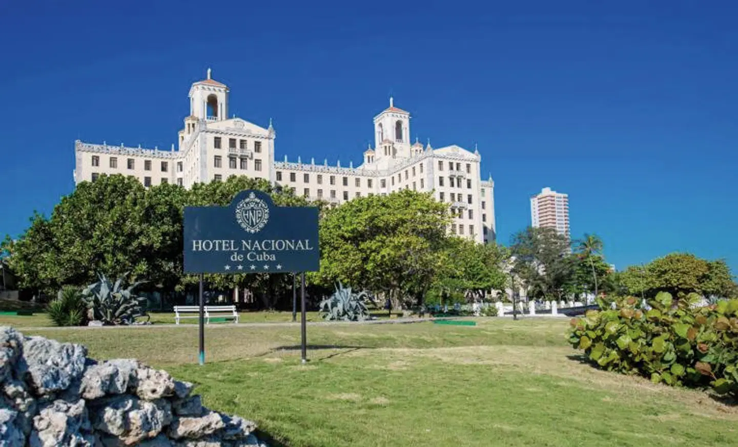 Nacional de Cuba EXTERIOR